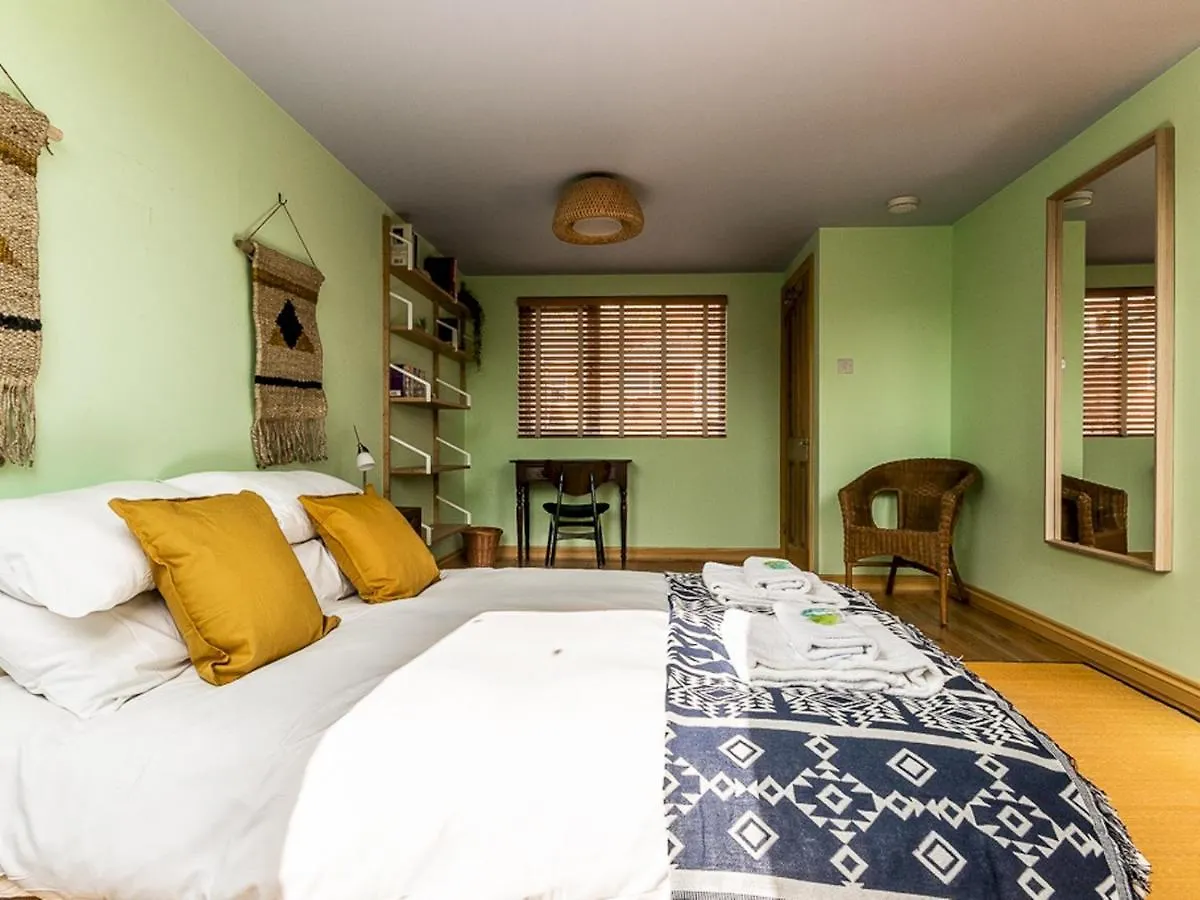 Pass The Keys Characterful 4 Bed Home In Central Έξετερ